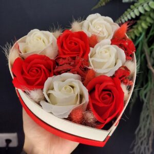 Мило троянди ручної роботи на подарунок