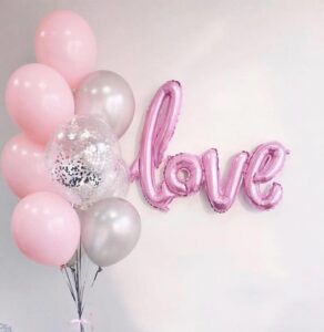 Комплект кульок з написом Love