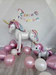 Фотозона з кульками Єдинороги