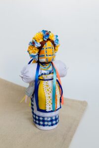 Лялька мотанка традиційний український оберіг ручної роботи жовто-блакитна