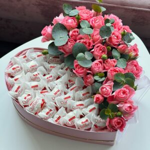 Подарункова коробка серце з Raffaello